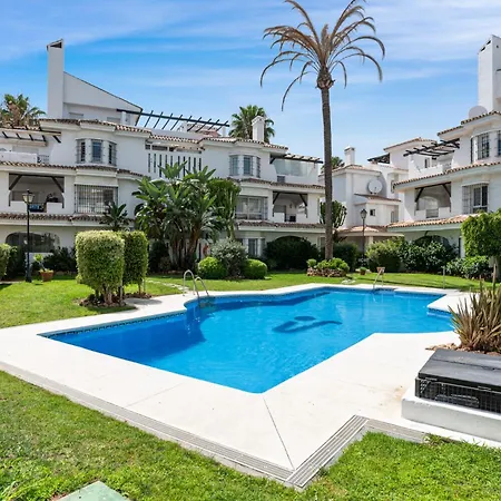 Tres Naranjos Apartment Marbella